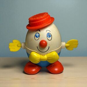 VTG FISHER PRICE Humpty Dumpty Pull Toy WORKS! Red Hat 736 Baby Toddler Toy*READ